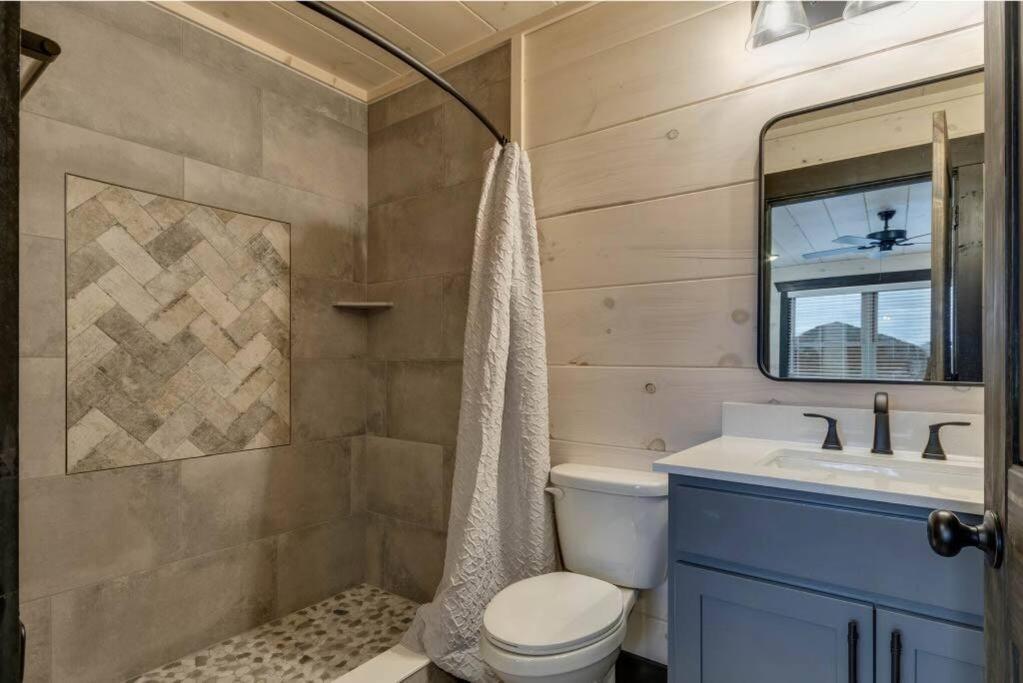 Blue Moon Ridge: Brand New Cabin! 5 Bedrooms, Pool/Hot Tub, Theatre Pigeon Forge Exterior photo
